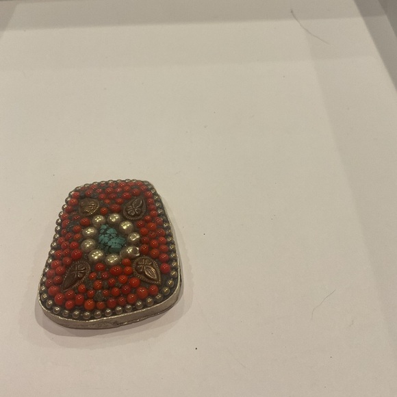 Jewelry - Tibetan necklace pendant